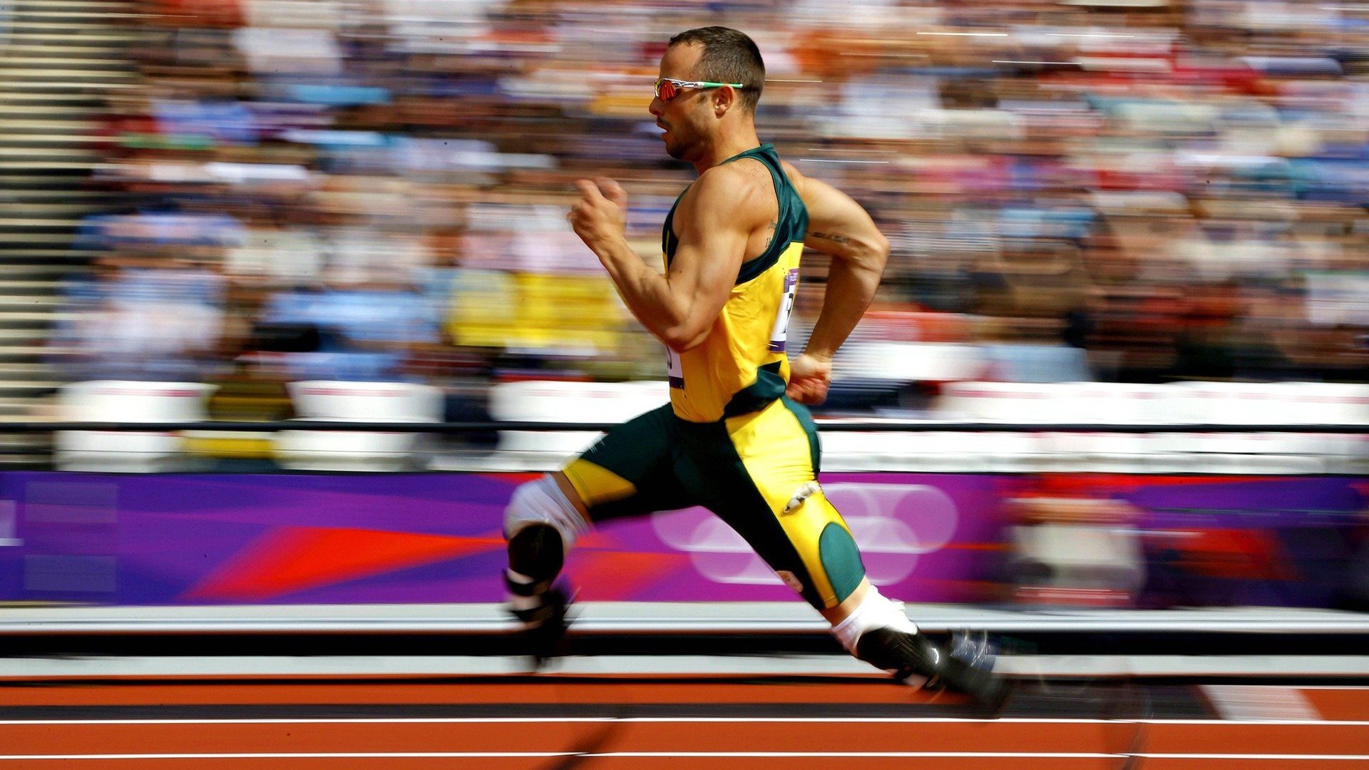 熊猫体育官方-欧冠淘汰赛之夜，西亚卡姆攻防两端统治